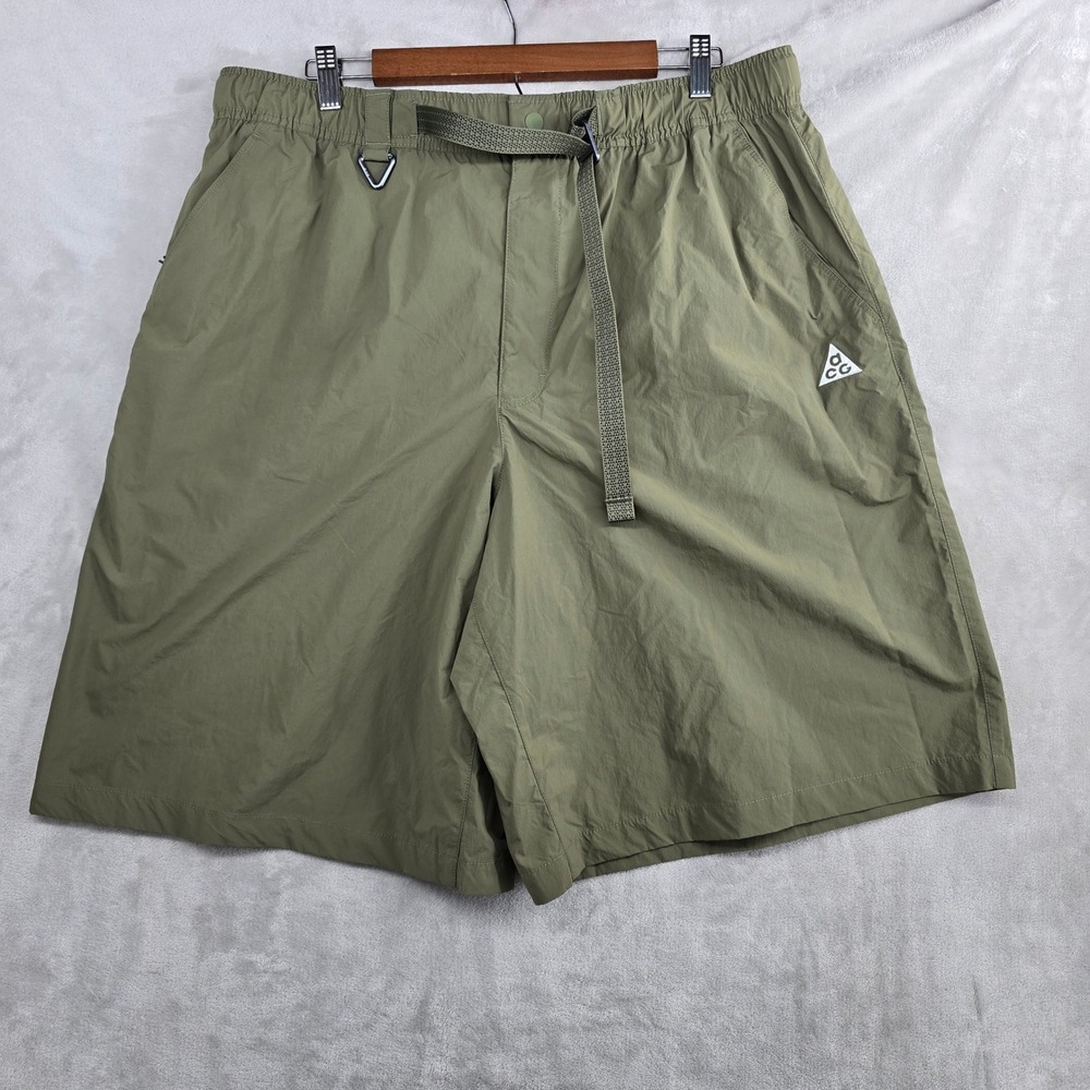Nike ACG "Orb Weaver"
UV Repel Oversized Shorts Green Mens Size XL‎ NEW